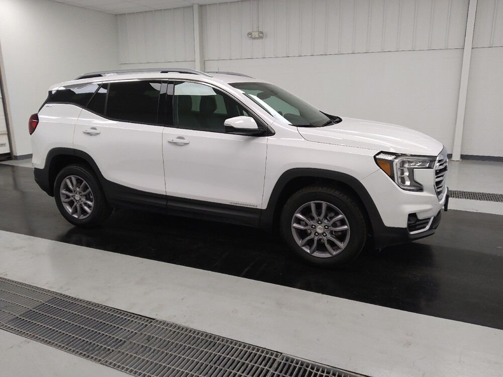 2024 GMC Terrain in St. Louis, MO 63125 - 18103355 11