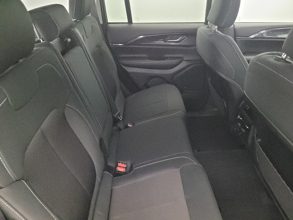 2023 Jeep Grand Cherokee in Newport News, VA 23601 - 18103370 19