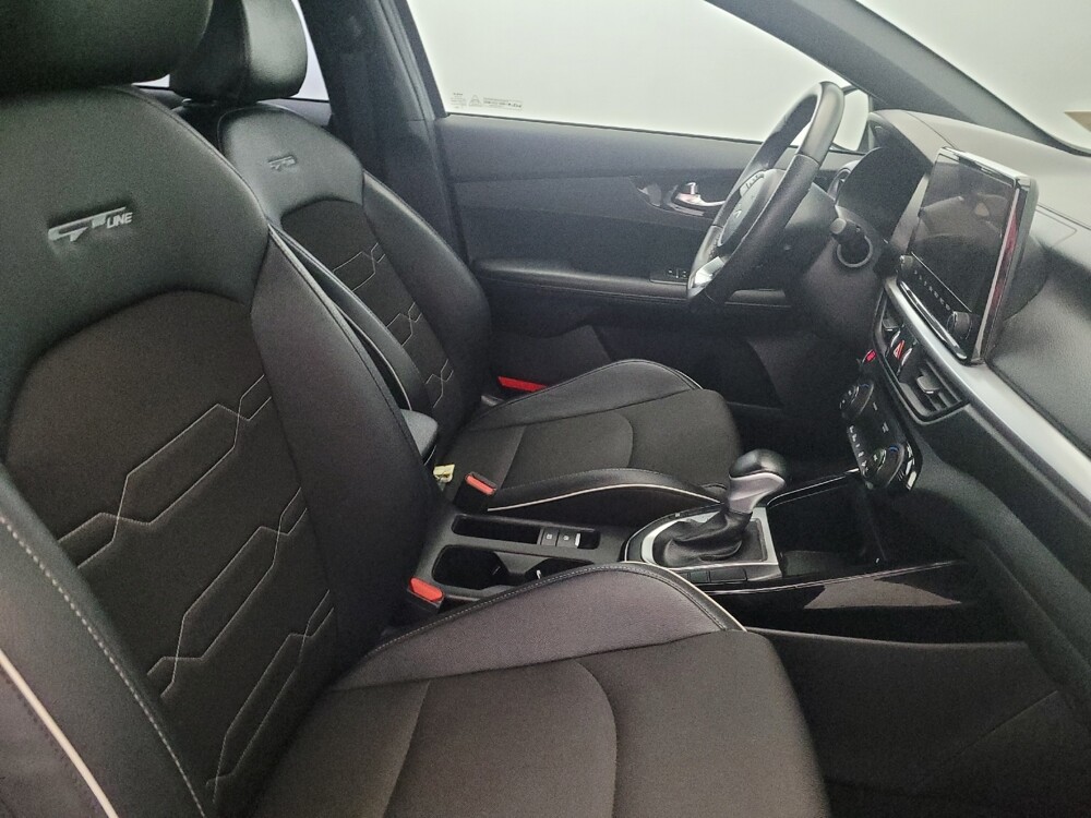 2023 Kia Forte in Williamstown, NJ 8094 - 18103384 21