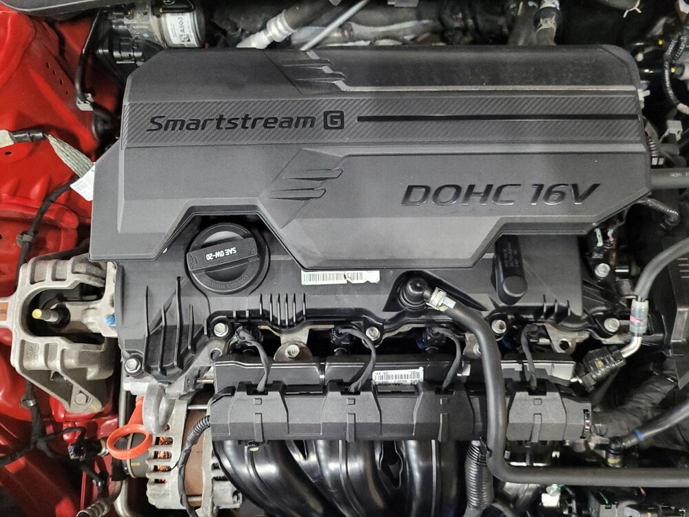 2023 Hyundai Elantra in Pittsburgh, PA 15236 - 18103396 30