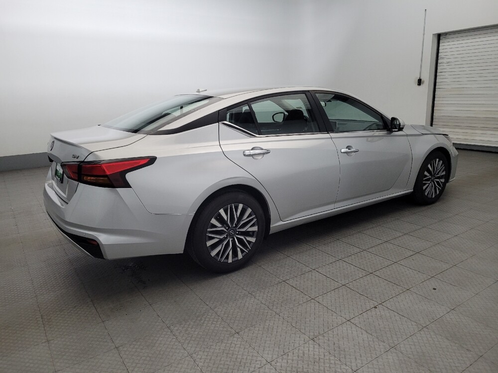 2023 Nissan Altima in Glen Burnie, MD 21061 - 18103403 10