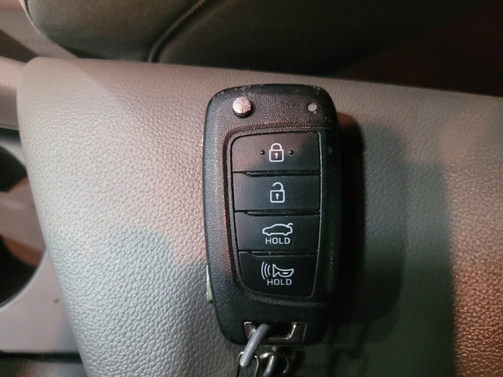 2024 Hyundai Elantra in Williamstown, NJ 8094 - 18103412 32