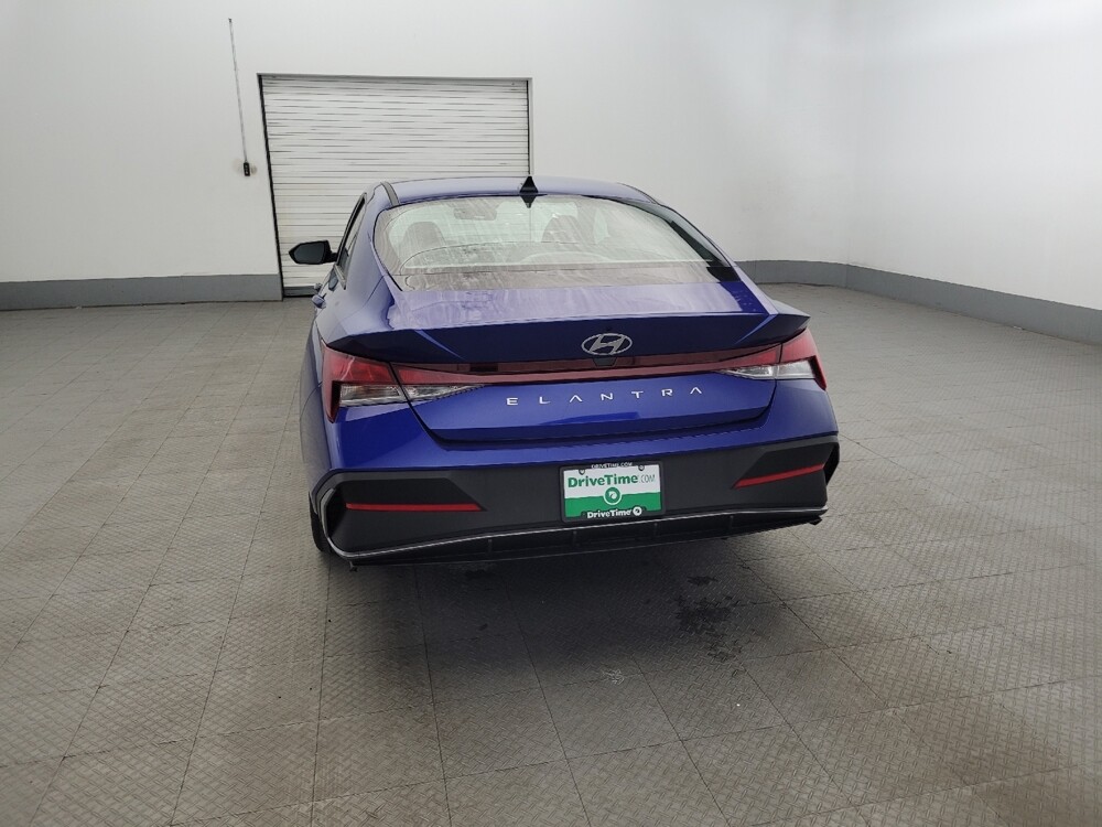 2024 Hyundai Elantra in Williamstown, NJ 8094 - 18103412 6