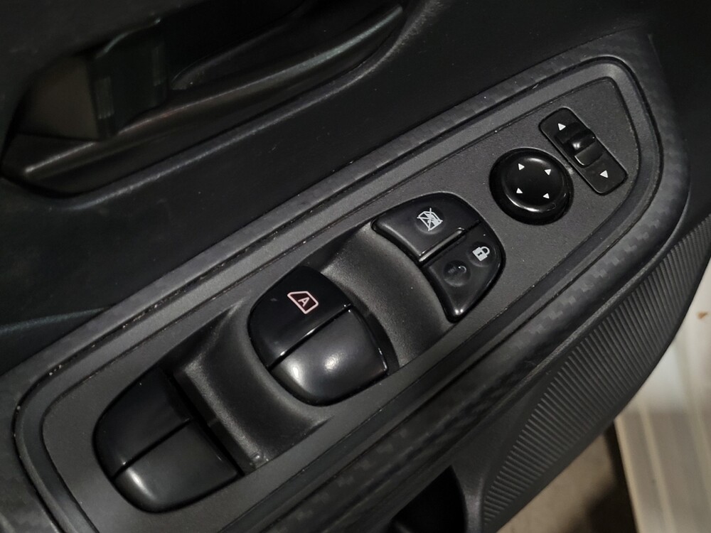 2023 Nissan Versa in Pittsburgh, PA 15237 - 18103417 27