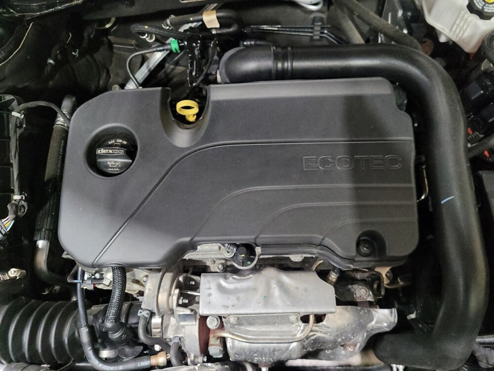 2023 Chevrolet Malibu in Williamstown, NJ 8094 - 18103419 30