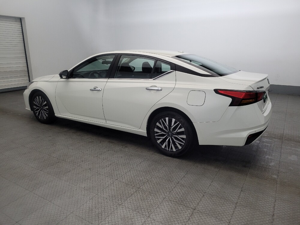 2024 Nissan Altima in Williamstown, NJ 8094 - 18103423 3