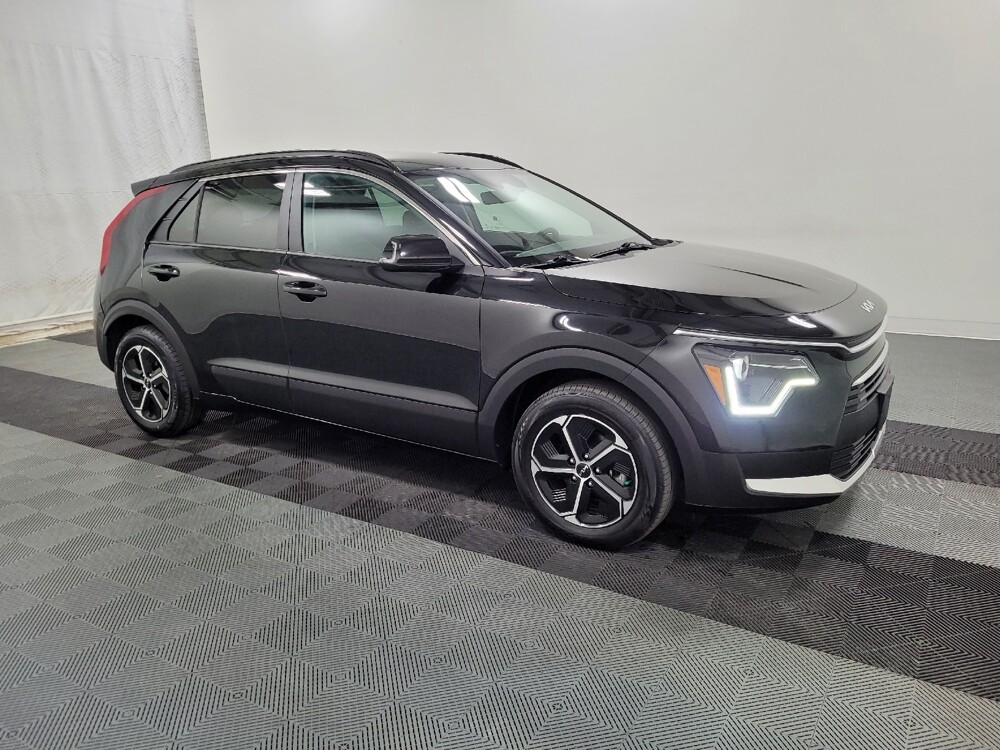 2023 Kia Niro in Langhorne, PA 19047 - 18103427 11
