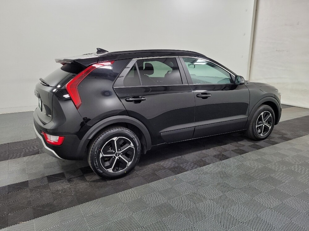2023 Kia Niro in Langhorne, PA 19047 - 18103427 10
