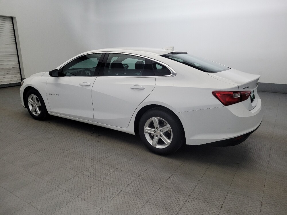 2023 Chevrolet Malibu in Williamstown, NJ 8094 - 18103432 3