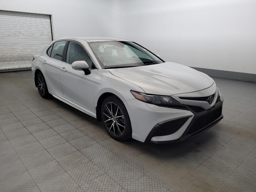 2024 Toyota Camry in Pittsburgh, PA 15237 - 18103463 13