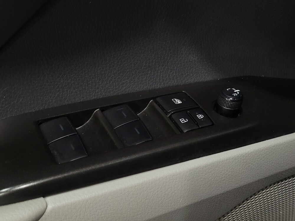 2024 Toyota Camry in Pittsburgh, PA 15237 - 18103463 27