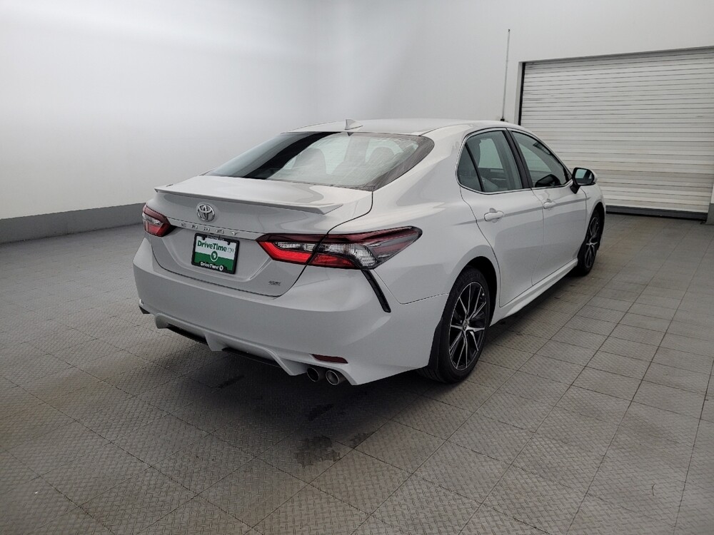 2024 Toyota Camry in Pittsburgh, PA 15237 - 18103463 9