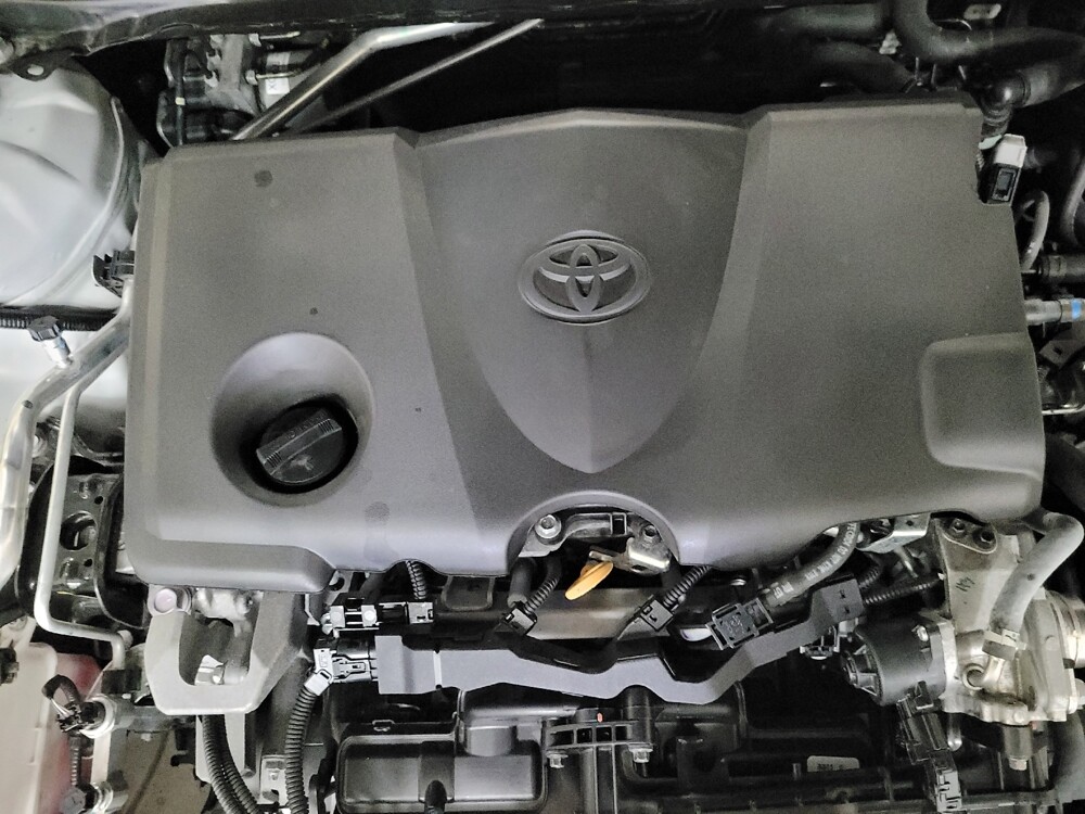 2024 Toyota Camry in Pittsburgh, PA 15237 - 18103463 30