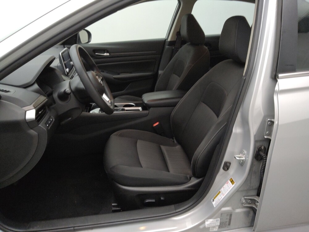 2024 Nissan Altima in Springfield, MO 65807 - 18103471 17