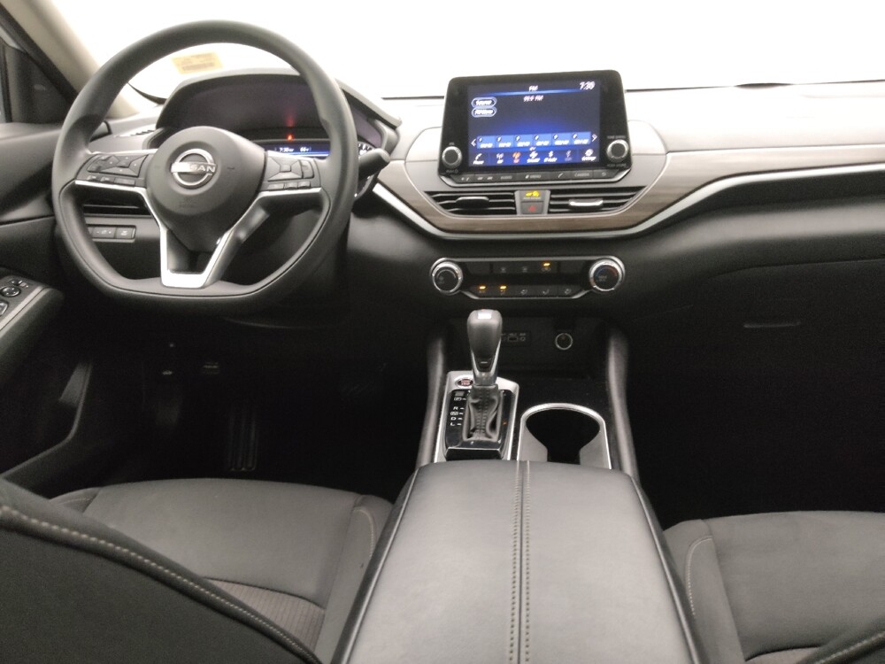 2024 Nissan Altima in Springfield, MO 65807 - 18103471 22