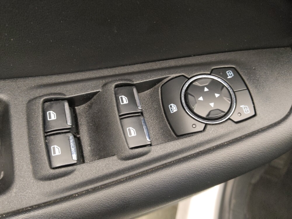 2023 Ford Edge in St. Louis, MO 63125 - 18103472 27