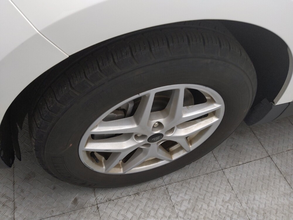 2023 Ford Edge in St. Louis, MO 63125 - 18103472 31