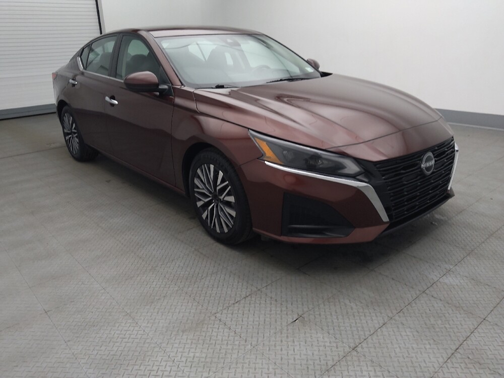 2023 Nissan Altima in Independence, MO 64055 - 18103475 13