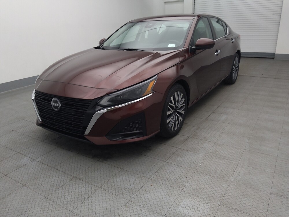 2023 Nissan Altima in Independence, MO 64055 - 18103475 15