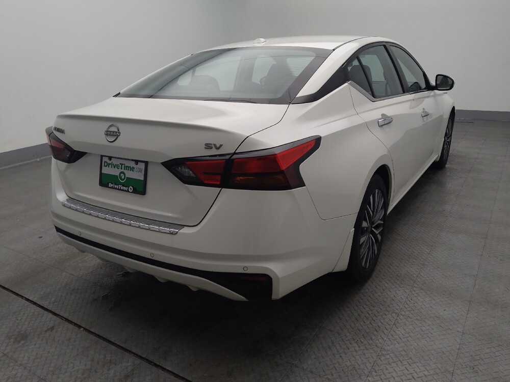 2023 Nissan Altima in Independence, MO 64055 - 18103476 9