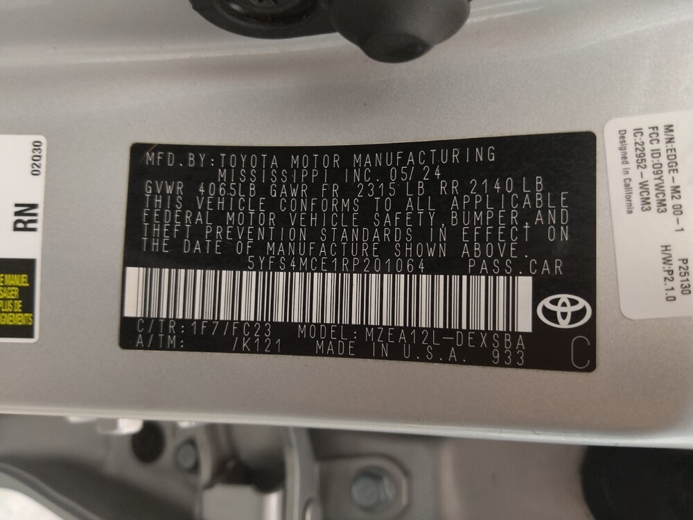 2024 Toyota Corolla in Independence, MO 64055 - 18103477 33