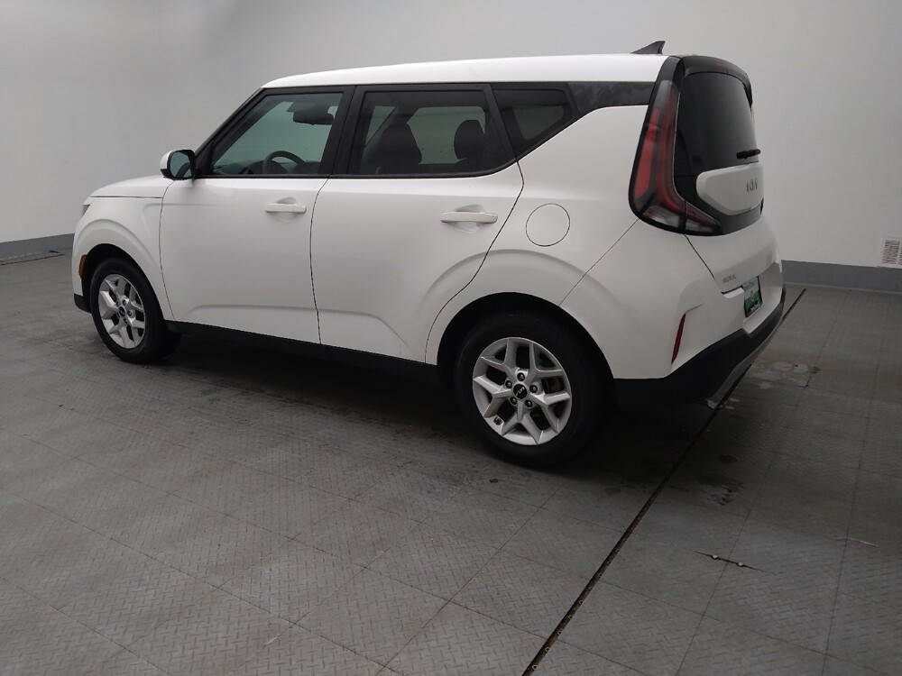 2024 Kia Soul in Gladstone, MO 64118 - 18103478 3