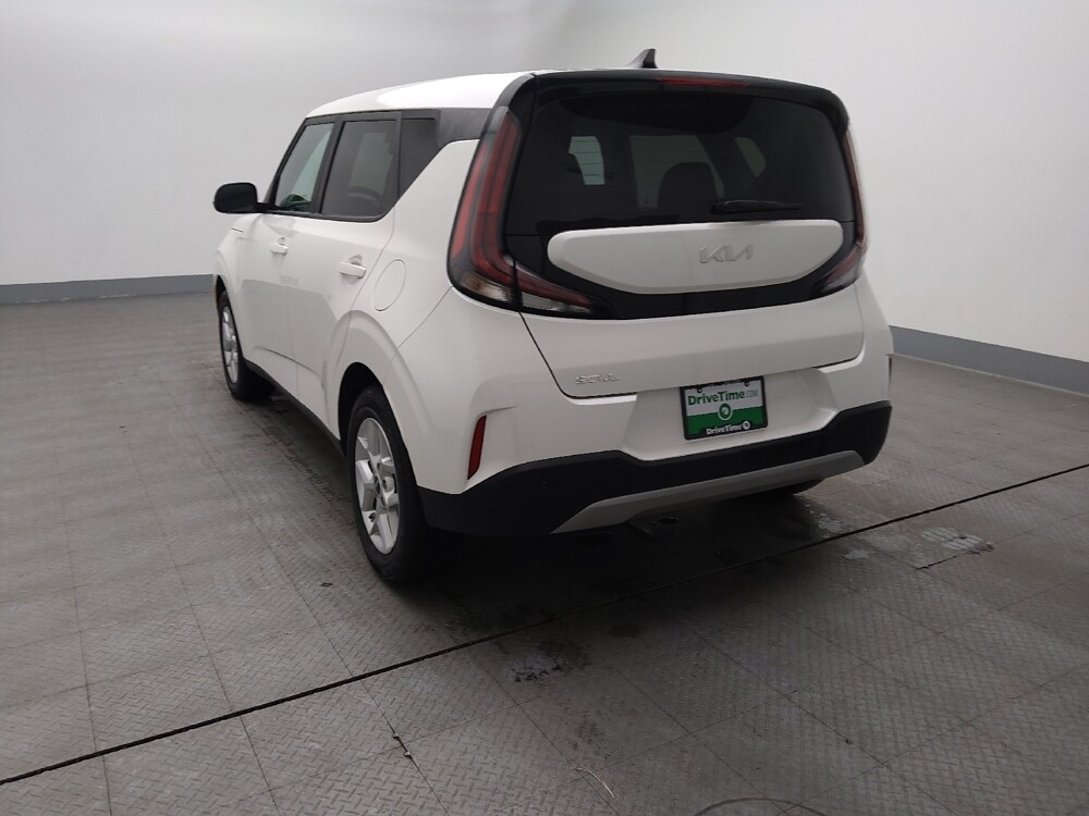 2024 Kia Soul in Gladstone, MO 64118 - 18103478 6