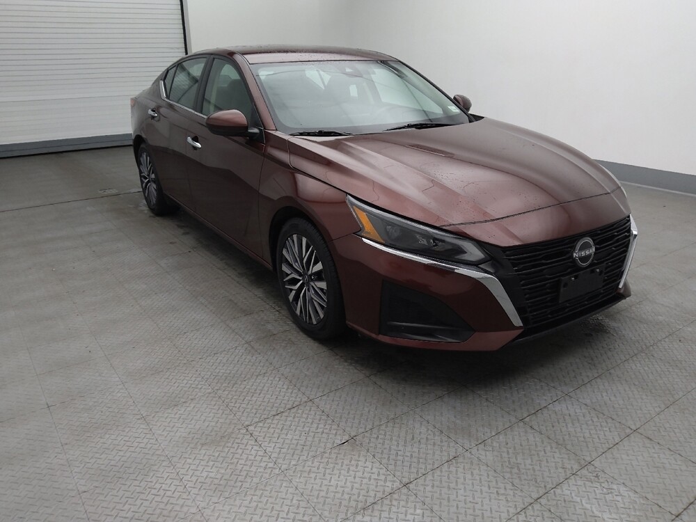 2023 Nissan Altima in Independence, MO 64055 - 18103480 13