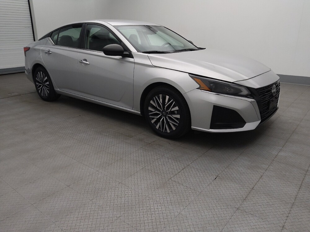 2024 Nissan Altima in Independence, MO 64055 - 18103481 11