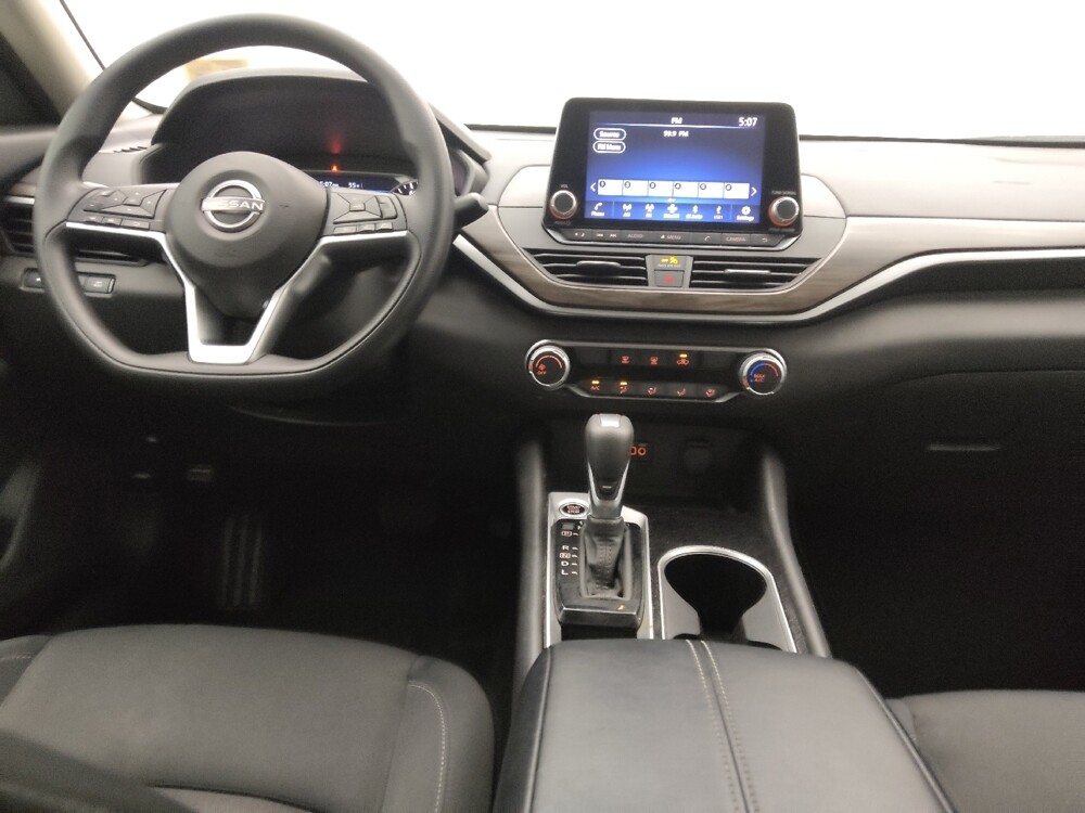 2024 Nissan Altima in Independence, MO 64055 - 18103481 22