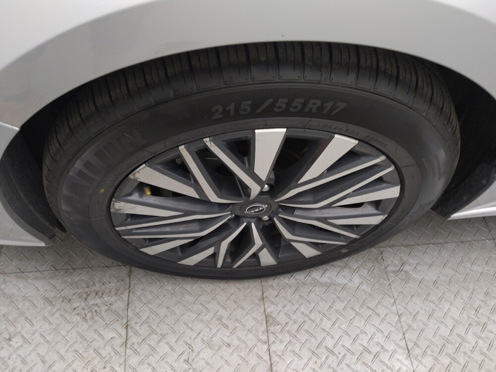 2024 Nissan Altima in Independence, MO 64055 - 18103481 31