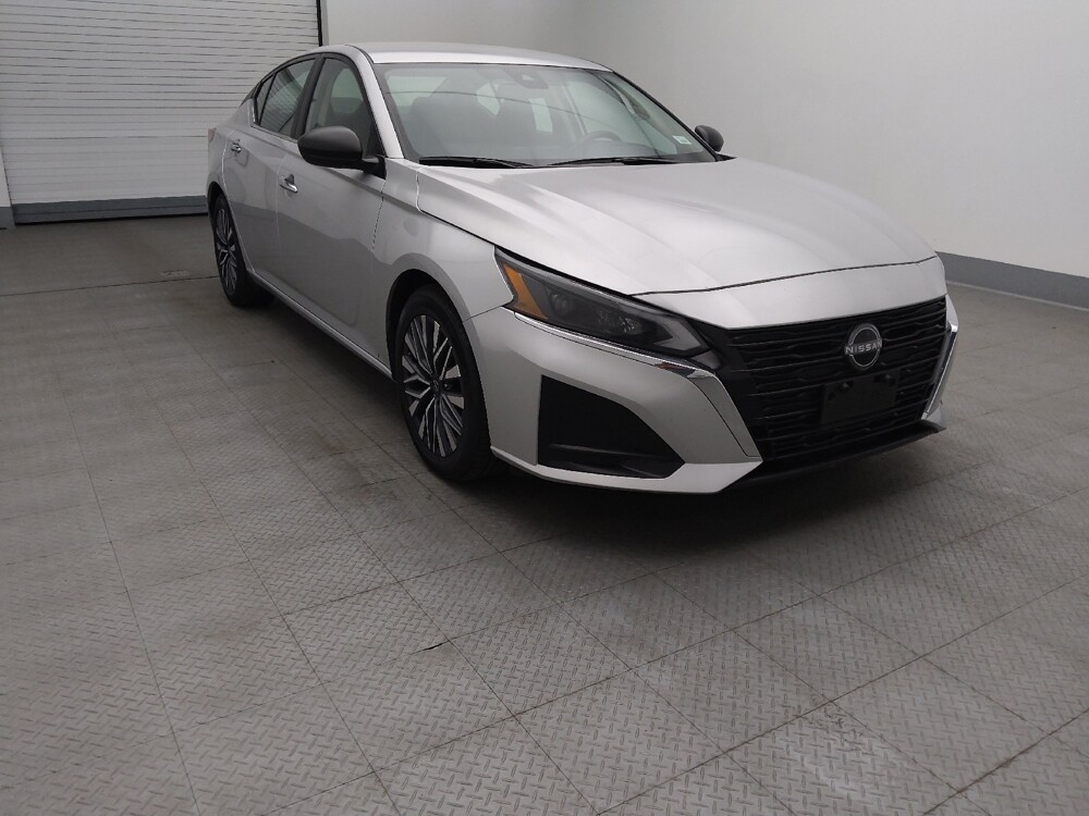 2024 Nissan Altima in Independence, MO 64055 - 18103481 14