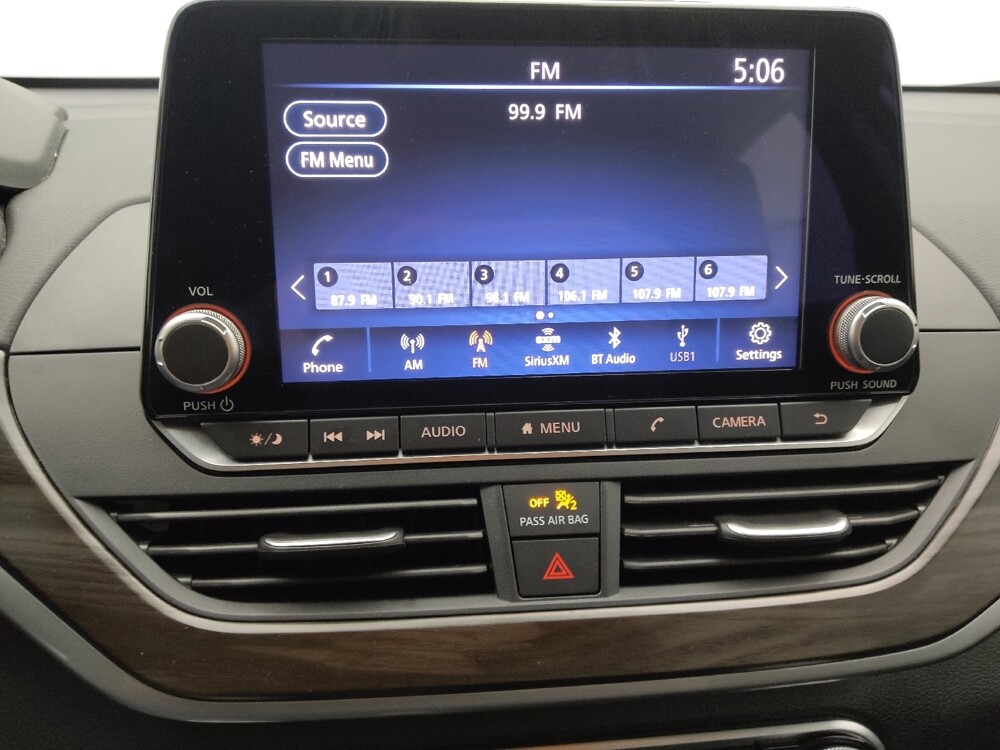 2024 Nissan Altima in Independence, MO 64055 - 18103481 25