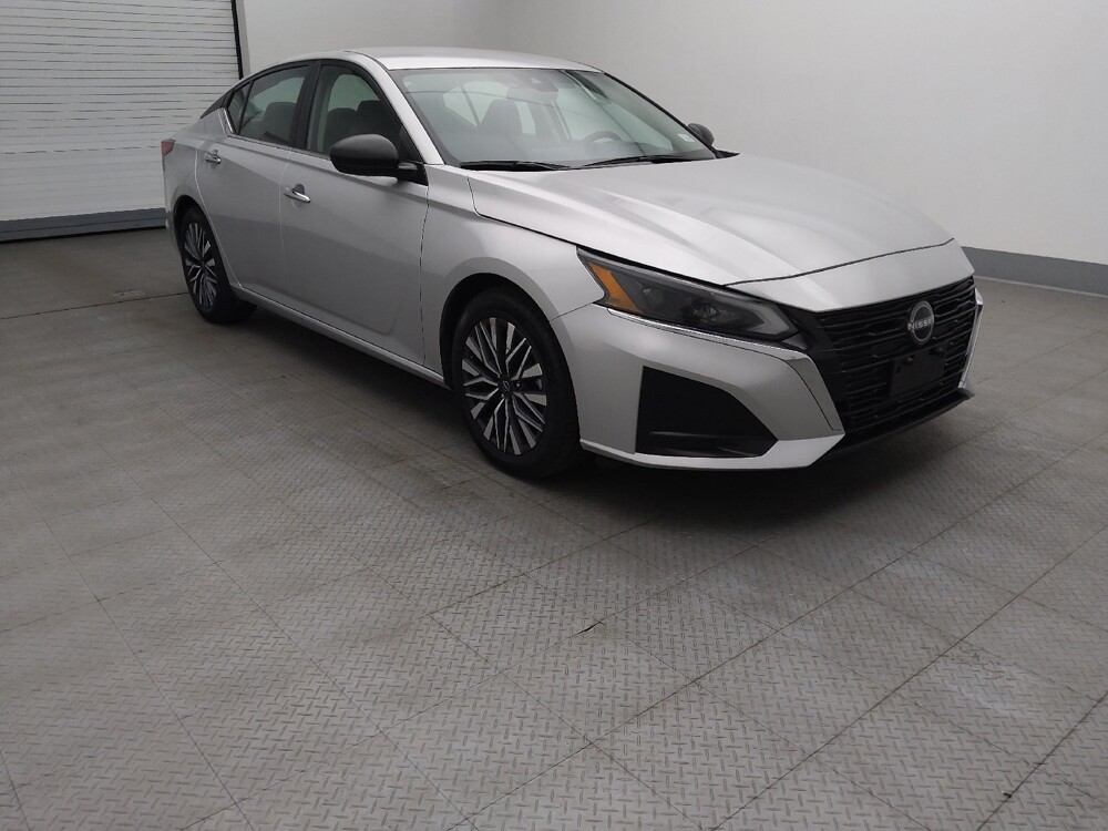 2024 Nissan Altima in Independence, MO 64055 - 18103481 13