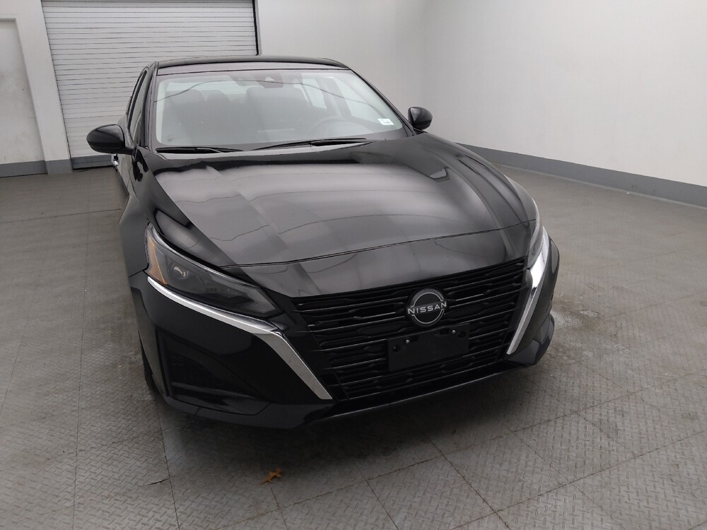 2023 Nissan Altima in Gladstone, MO 64118 - 18103490 14