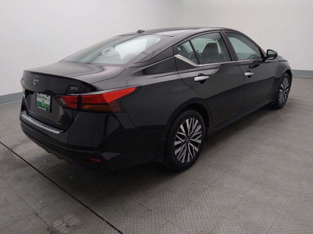 2023 Nissan Altima in Gladstone, MO 64118 - 18103490 10