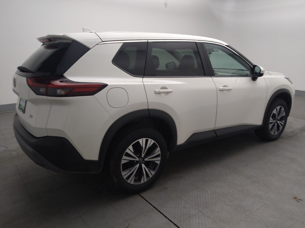 2023 Nissan Rogue in Independence, MO 64055 - 18103494 10