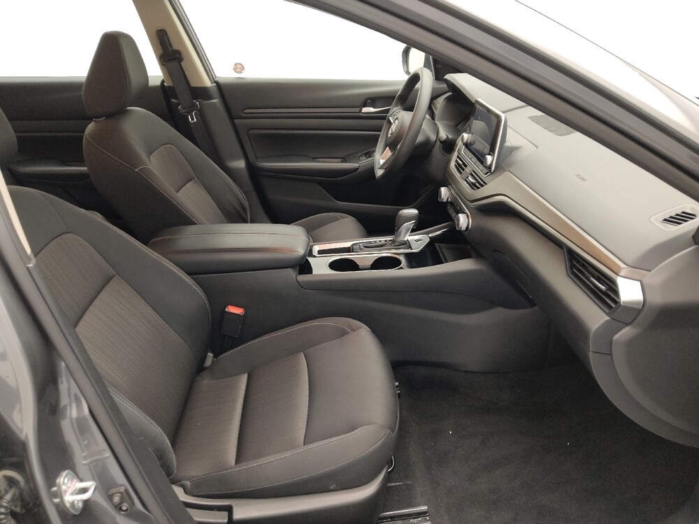 2024 Nissan Altima in Gladstone, MO 64118 - 18103498 21