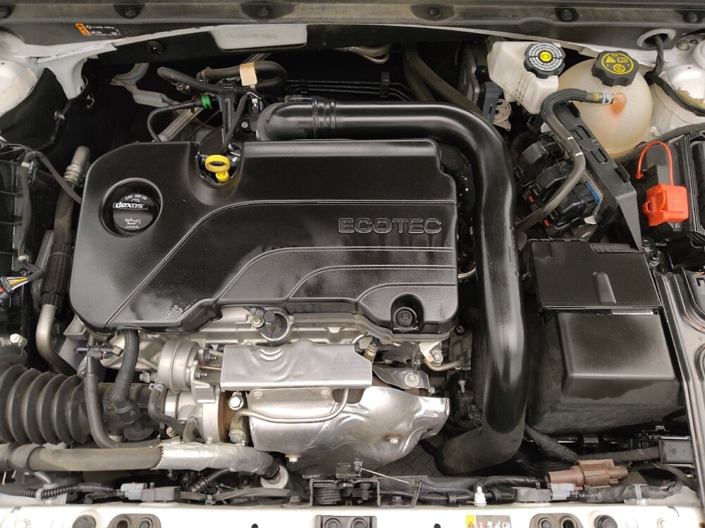 2024 Chevrolet Malibu in Independence, MO 64055 - 18103500 30