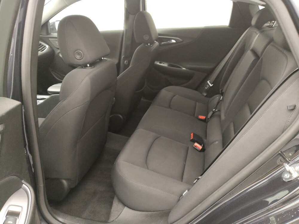 2023 Chevrolet Malibu in Springfield, MO 65807 - 18103501 18