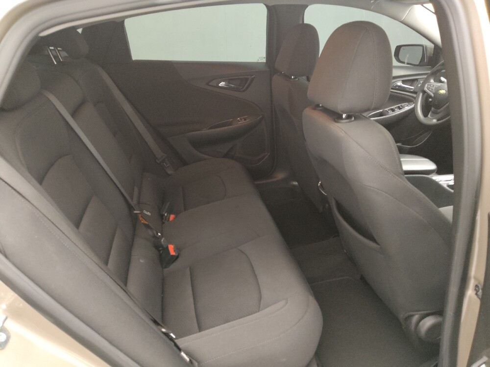 2023 Chevrolet Malibu in Springfield, MO 65807 - 18103503 19