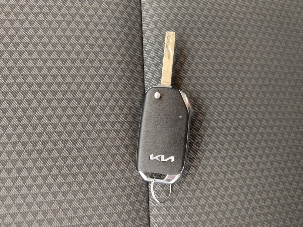 2024 Kia Soul in Springfield, MO 65807 - 18103508 32