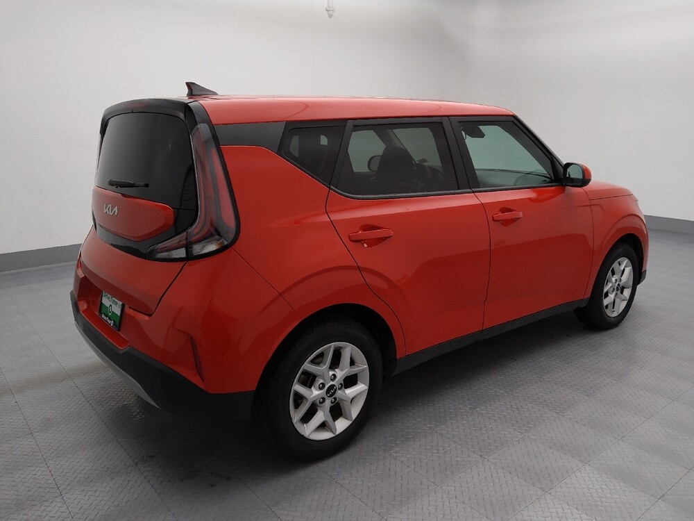 2024 Kia Soul in Springfield, MO 65807 - 18103508 10