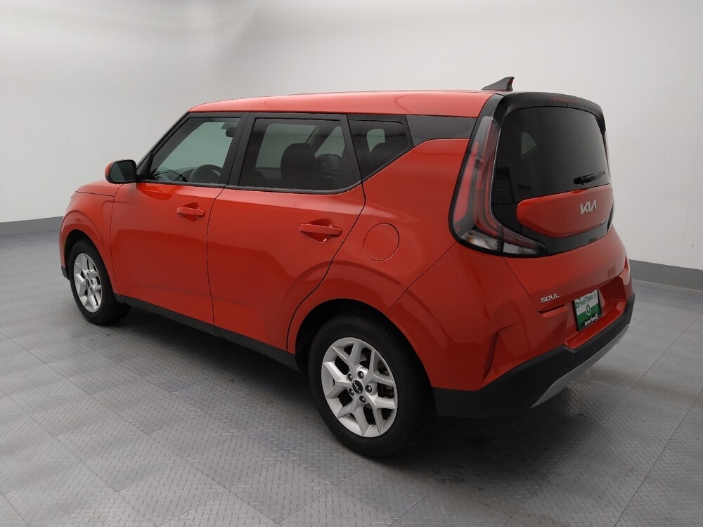 2024 Kia Soul in Springfield, MO 65807 - 18103508 3