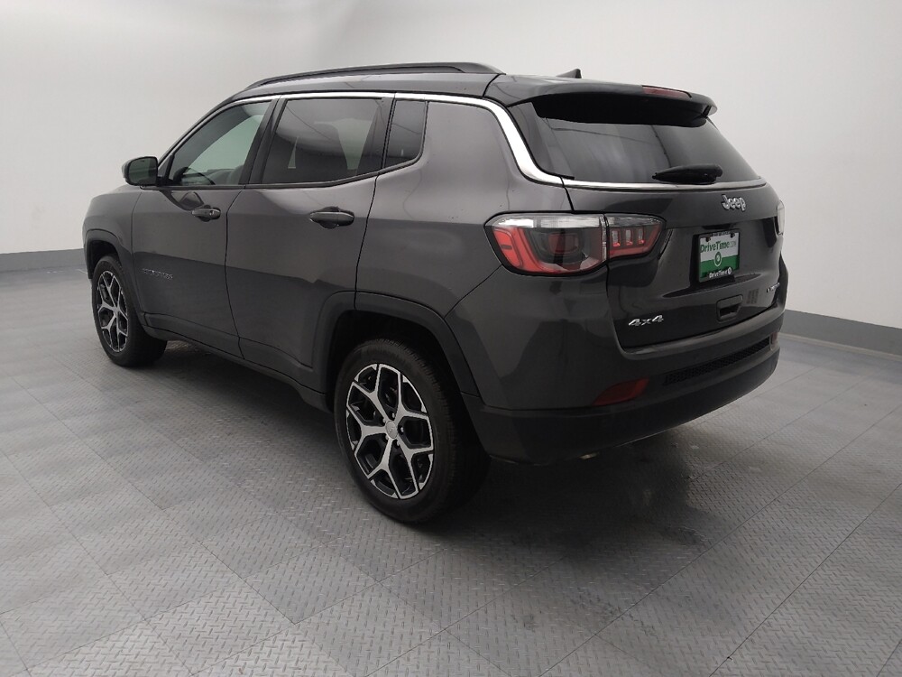 2024 Jeep Compass in St. Louis, MO 63136 - 18103509 3