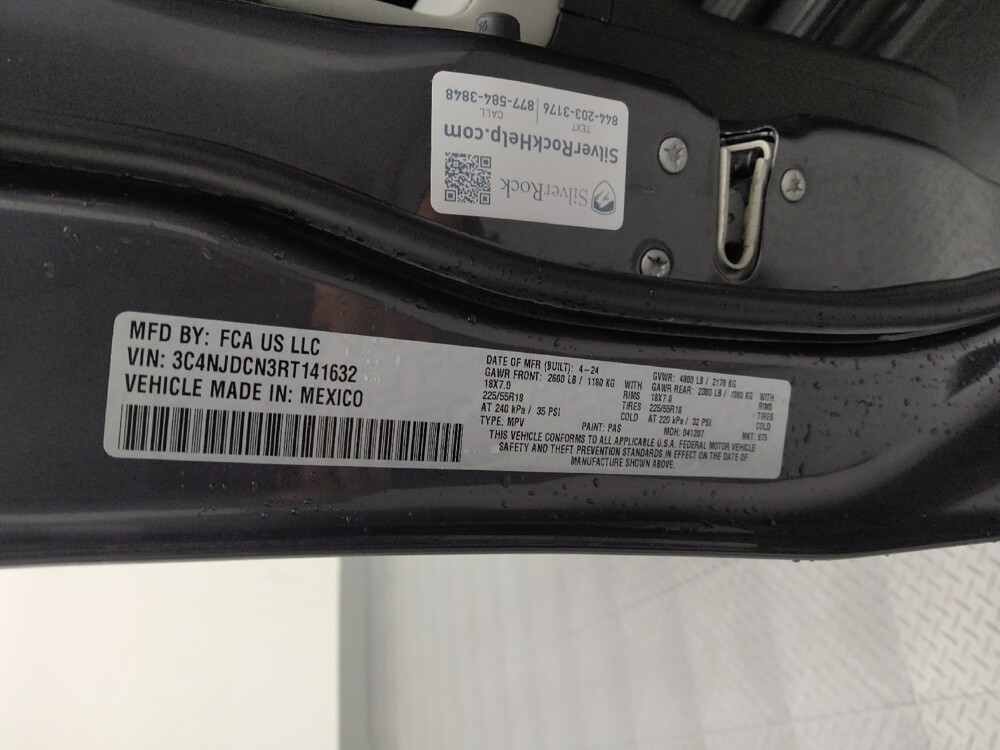 2024 Jeep Compass in St. Louis, MO 63136 - 18103509 33