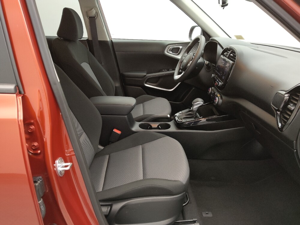 2023 Kia Soul in Independence, MO 64055 - 18103511 21