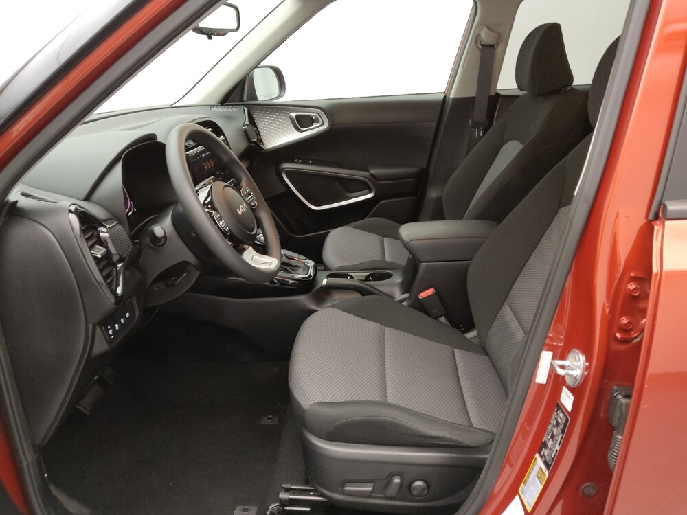 2023 Kia Soul in Independence, MO 64055 - 18103511 17