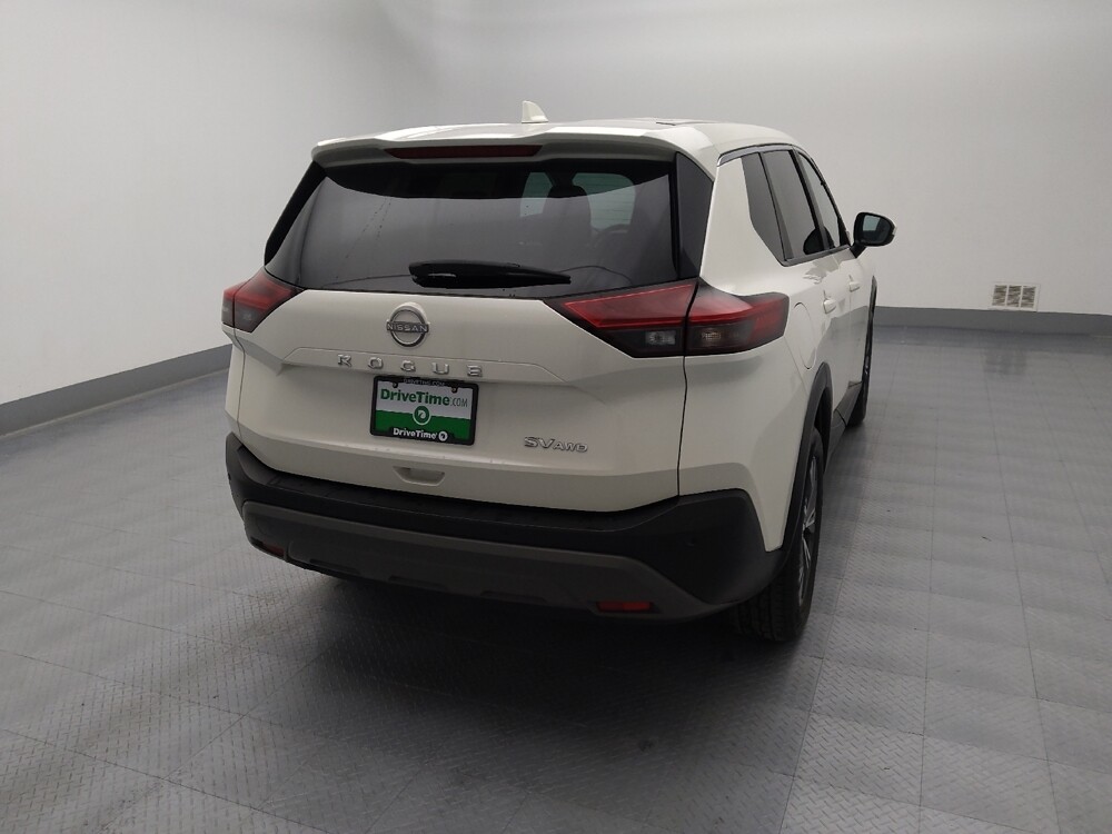 2023 Nissan Rogue in Independence, MO 64055 - 18103512 7