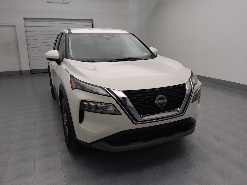 2023 Nissan Rogue in Independence, MO 64055 - 18103512 14